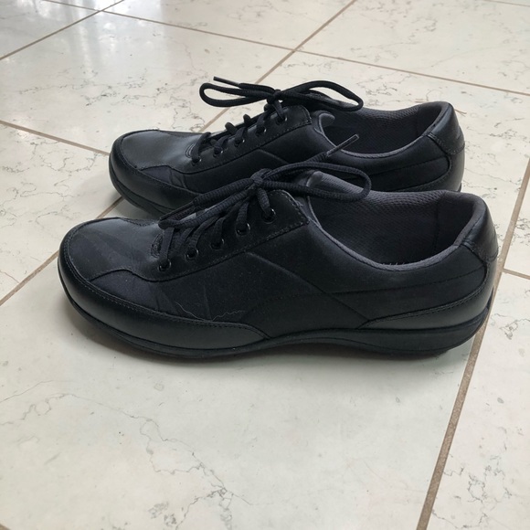 dansko womens work shoes